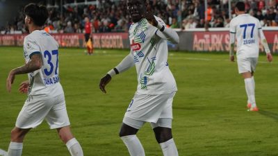 Trendyol Süper Lig’in 9. haftasında Çaykur Rizespor baştan sona üstün