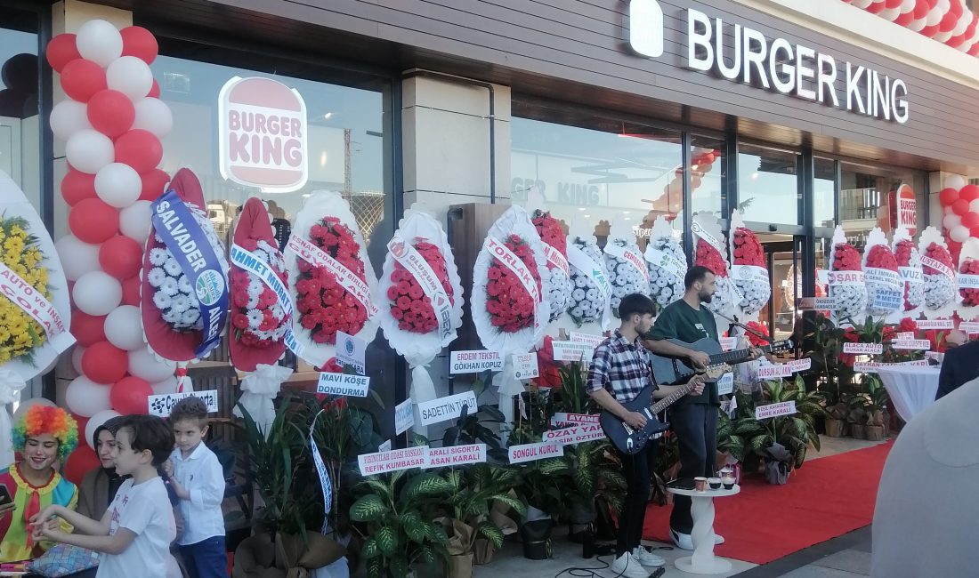 İsraillin saldırılarını Burger King