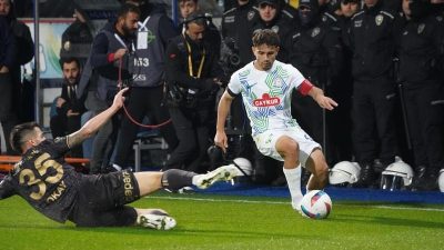 DÜNYA FUTBOL TARİHİNDE NİZAMİ ATILIP İPTAL EDİLEN BÖYLE BİR GOL