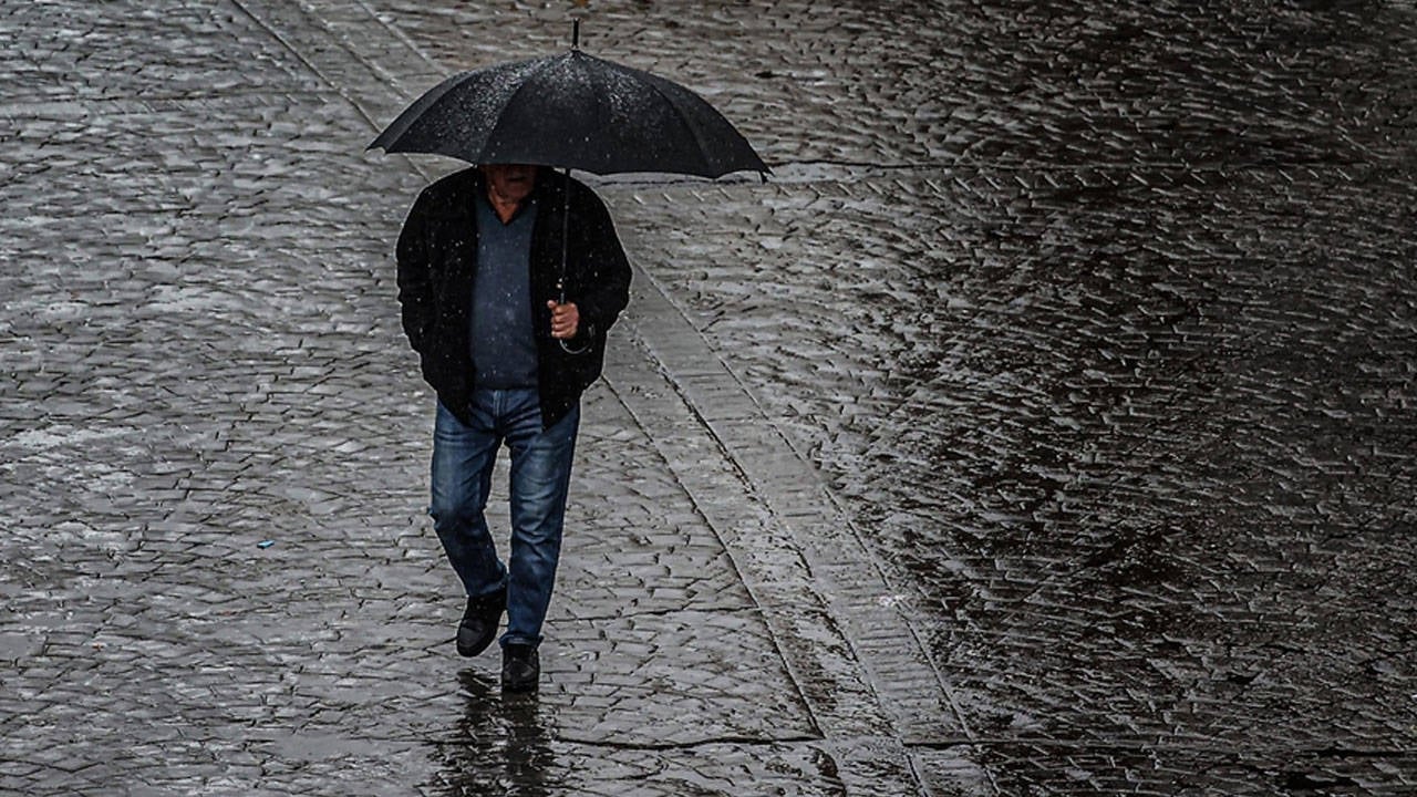 Meteoroloji’den sağanak, kar yağışı ve kuvvetli rüzgar uyarısı