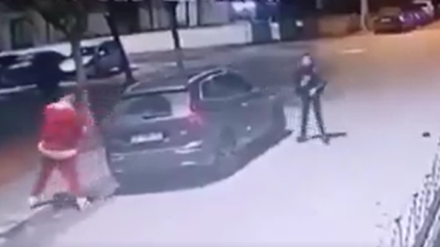 Sakarya’da yılbaşı gecesi, Noel Baba kostümlü bir şahıs ile başka