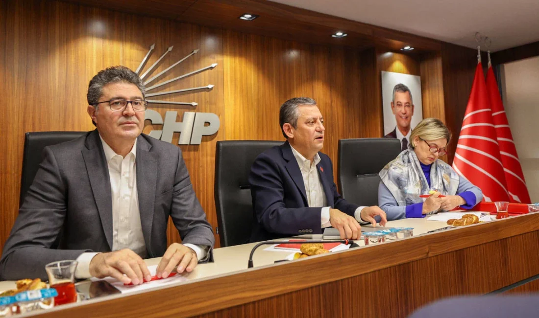 CHP’de Beşiktaş Belediye Başkanı Rıza Akpolat’ın tutuklanmasının ardından Parti Meclisi