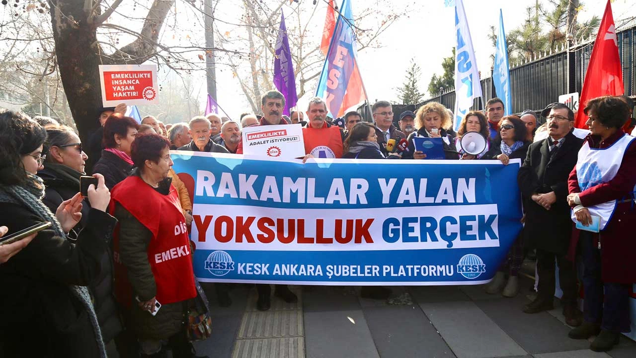 Memur ve emekliler sokakta: TÜİK yalan, açlık gerçek