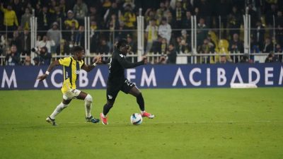 Süper Lig’in 22. haftasında Fenerbahçe ile Çaykur Rizespor karşı karşıya