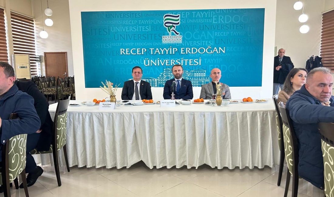 RTEÜ Rektörü Prof. Dr. Yusuf Yılmaz, Üniversite Sosyal Tesisleri’nde ilimizde