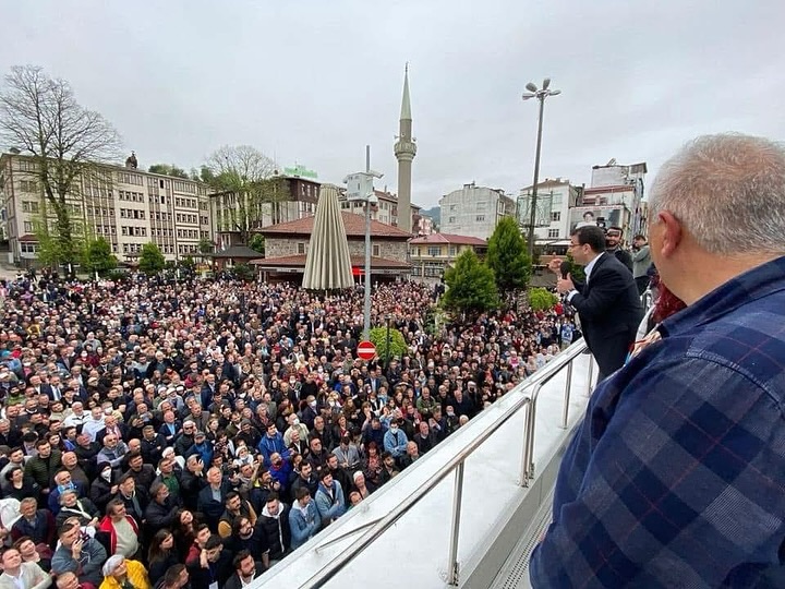 Ekrem İmamoğlu’nun diplomasının iptali kararına türkiye2nin 4 bir yanından tepkiler