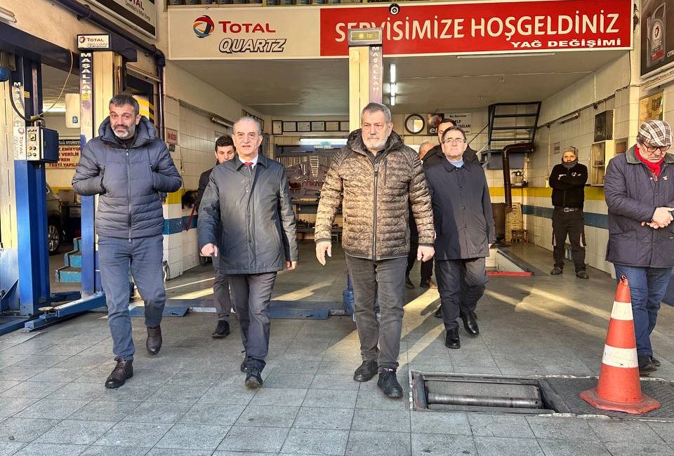 CHP Rize Milletvekili Tahsin Ocaklı, TBMM’de düzenlediği basın toplantısında, CHP’nin