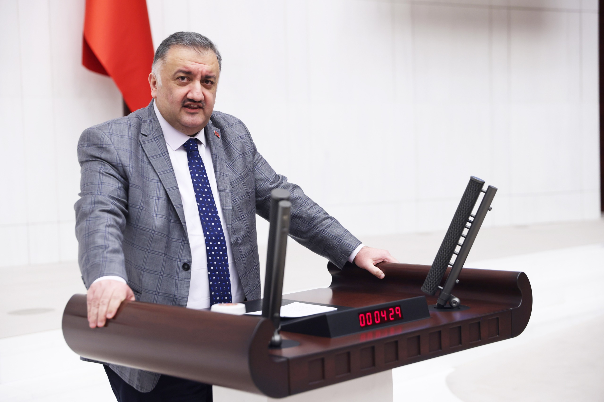 BASIN BÜLTENİ-32 14.04.2025 DEVA Partili Karal: Zirai don sadece doğanın