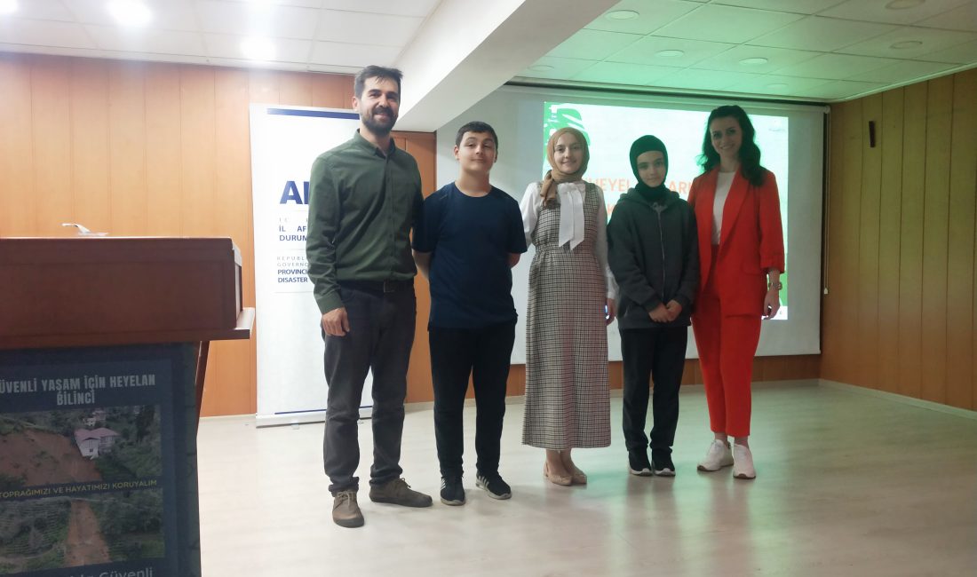 Salarha beldesinde, TÜBİTAK 4006 Bilim Fuarı projeleri kapsamında Şehit Nedim