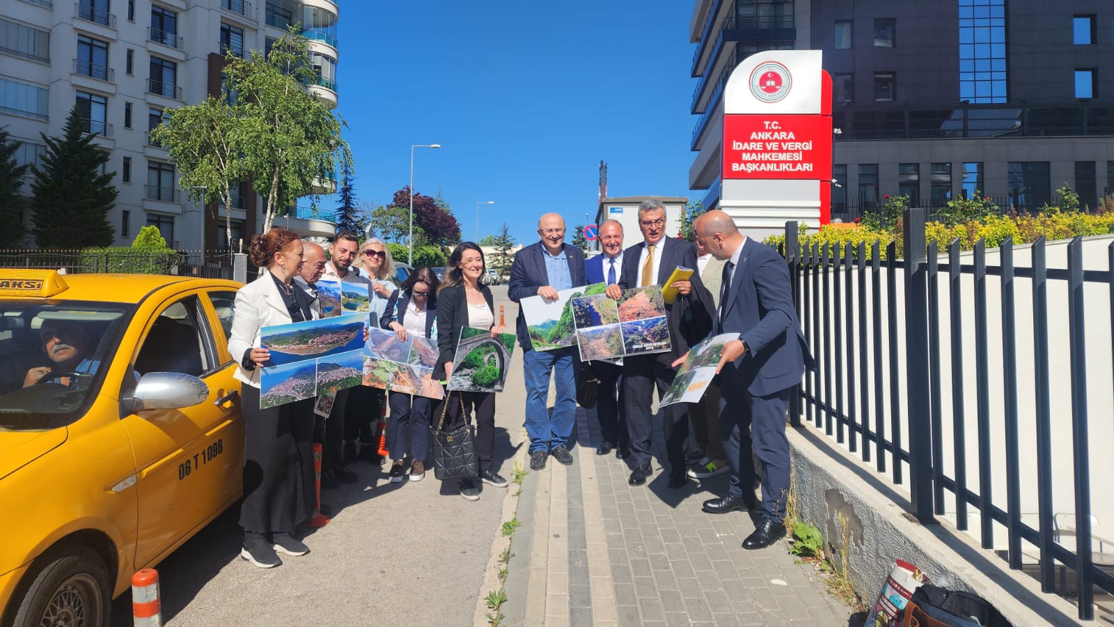 ARHAVİ BELEDİYESİ, ARHAVİ MUHTARLAR DERNEĞİ, REMZİ GEDİK VE FUNDA (ÖZYURT)