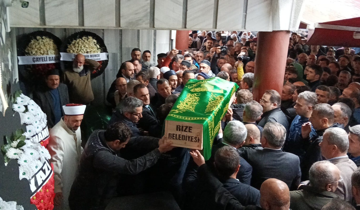 Dün 86 yaşında Rize’de vefat eden ,AK Parti Rize Milletvekili