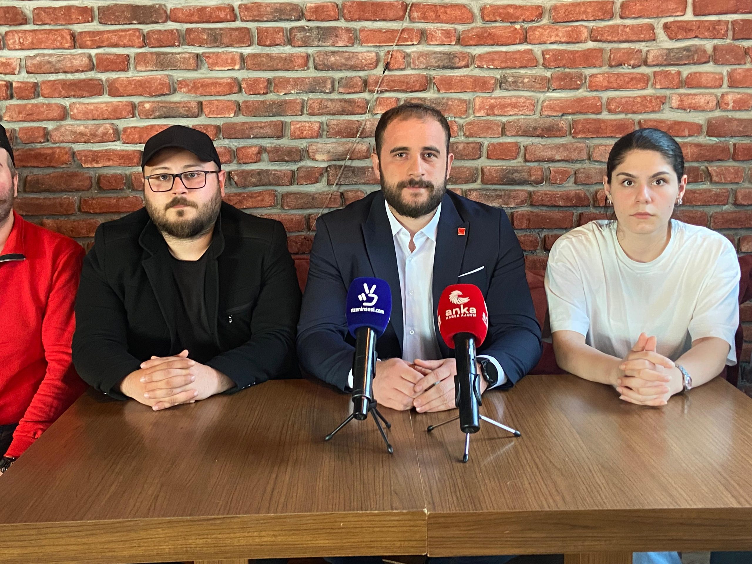 CHP Gençlik Kolları Rize İl Başkanlığı Ahmet Tevfik İleri erkek