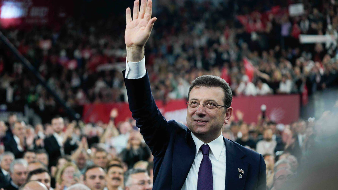 Sosyalist Enternasyonal Konsey Toplantısı’nda Silivri’de tutuklu bulunan CHP’nin Cumhurbaşkanı adayı
