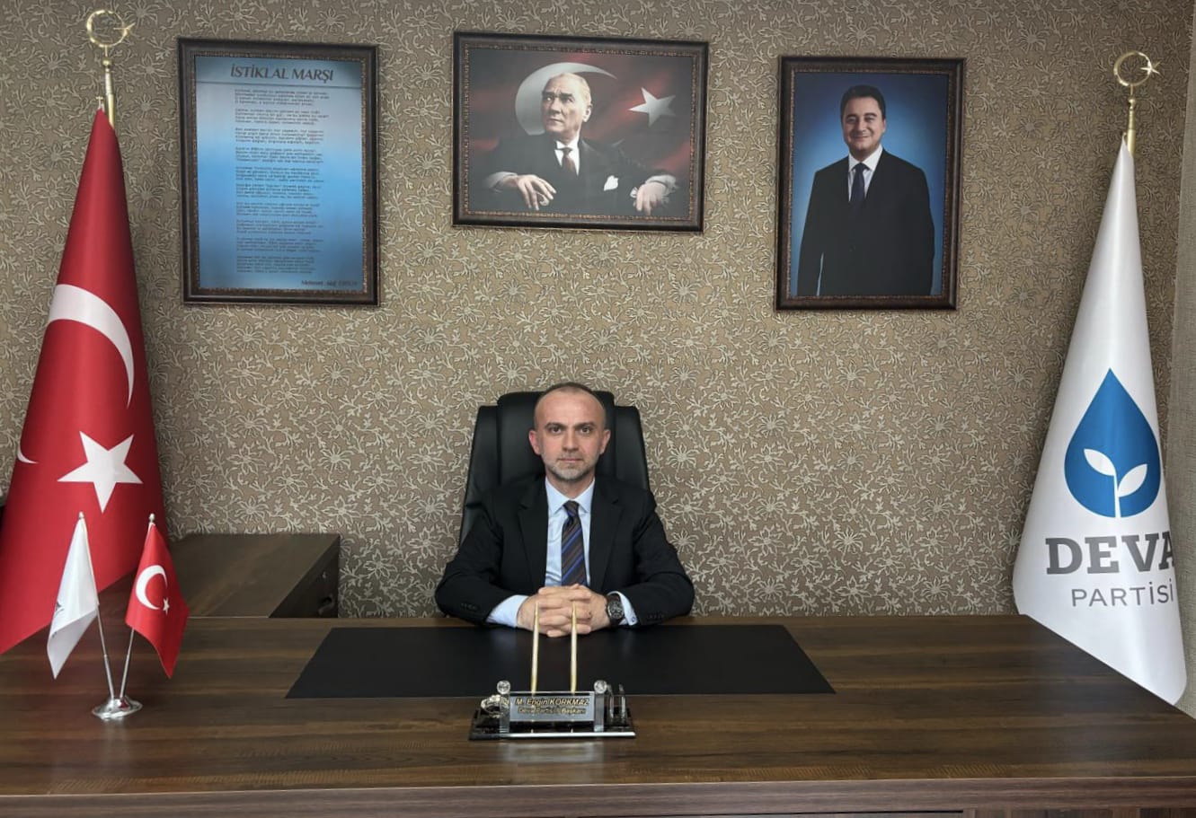 Demokrasi ve Atılım (DEVA) Partisi Rize İl Başkanı Mehmet Engin
