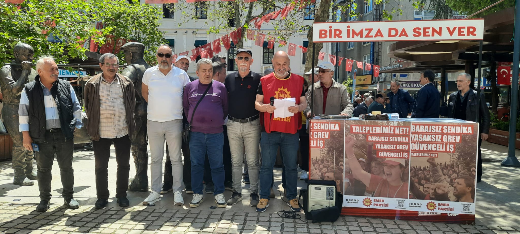 Emek Partisi Genel Merkezinin başlattığı “Barajsız Sendika, Yasaksız Grev,  Güvenceli