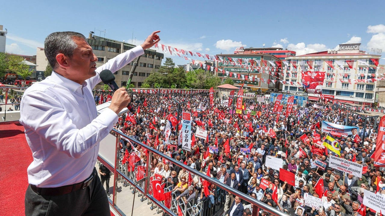 CHP Genel Başkanı Özgür Özel, İBB Başkanı Ekrem İmamoğlu’nun tutuklanmasının