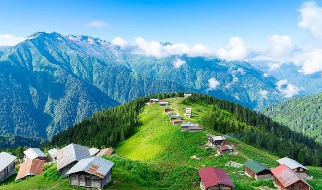 Rize’nin gözde turizm noktalarından Pokut Yaylası’na giden yol, Mayıs ayının