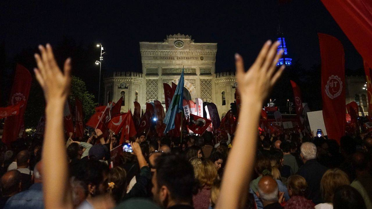İBB Başkanı Ekrem İmamoğlu’nun tutuklanmasına karşı çarşamba akşamları İstanbul’da düzenlenen