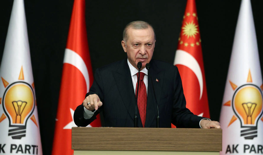 AKP’li Cumhurbaşkanı Recep Tayyip Erdoğan, yeni anayasa için 10 hukukçuyu
