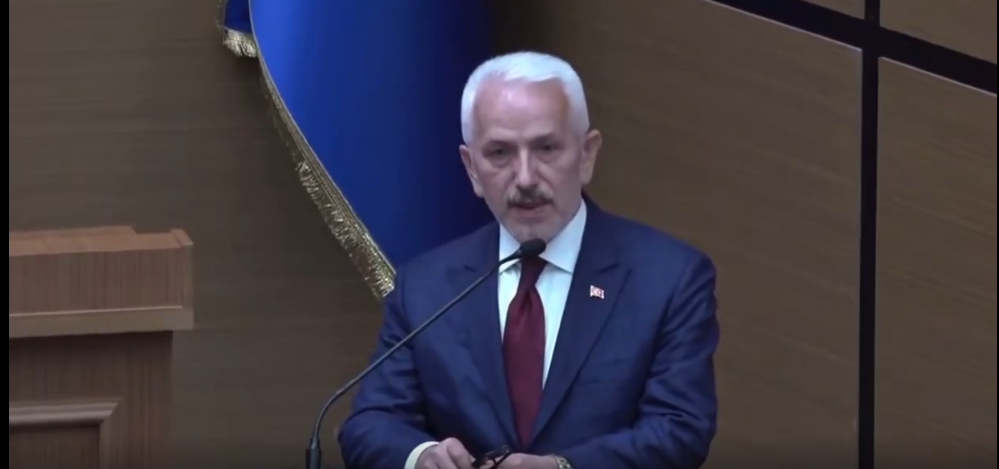 Üsküdar Belediyesi’nin AKP’li Meclis Üyesi Ekrem Baki, AKP’den istifa ettiğini