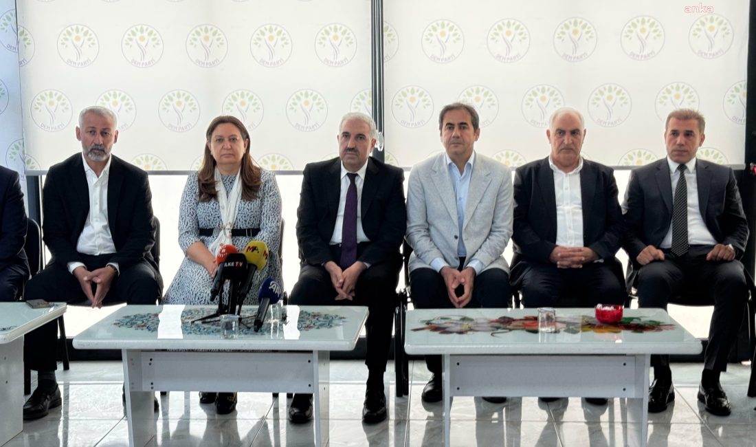 AKP Diyarbakır İl Başkanı Ömer İler, Kurban Bayramı dolayısıyla DEM