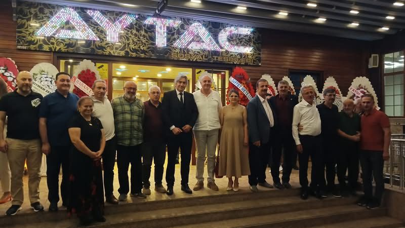 YILDIZ VE ÖZTÜRK AİLESİNİN MUTLU GÜNÜ.. Gençağa Karafazlı Rize’nin saygın