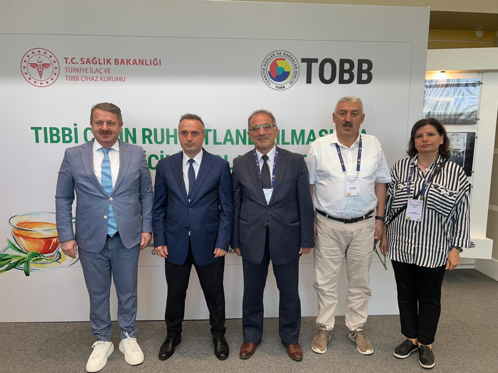 Rize Ticaret Borsası, Tıbbi Bitki Çaylarının Ruhsatlandırılması Toplantısına Katıldı Tıbbi