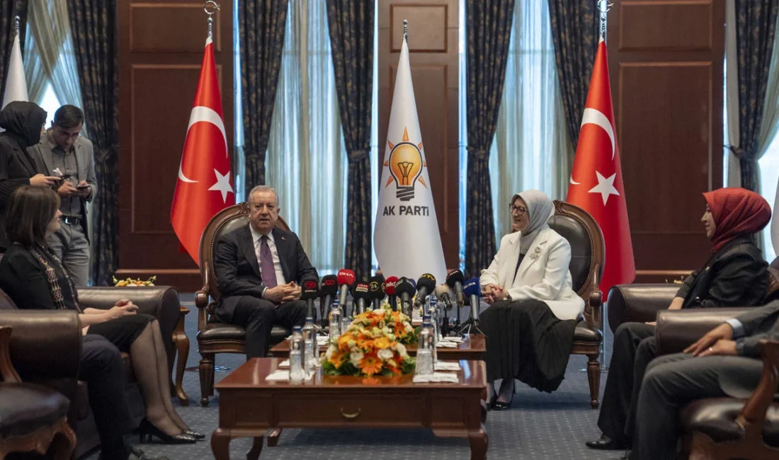 MHP heyetinin bayram dolayısıyla AKP’ye ziyaretinde CHP Genel Başkanı Özgür