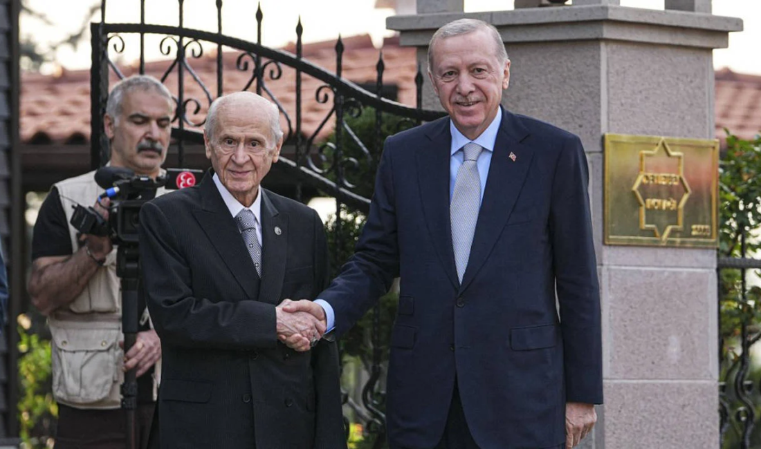 Bahçeli’nin “kurucu Anayasa” çağrısı, “tek adam” yönetimiyle tatmin ol-mayan iktidarın