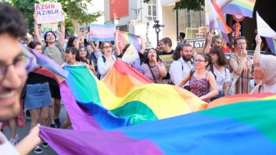 İstanbul’da düzenlenecek Onur Yürüyüşü öncesinde İstanbul Valiliği kararıyla Taksim Metrosu