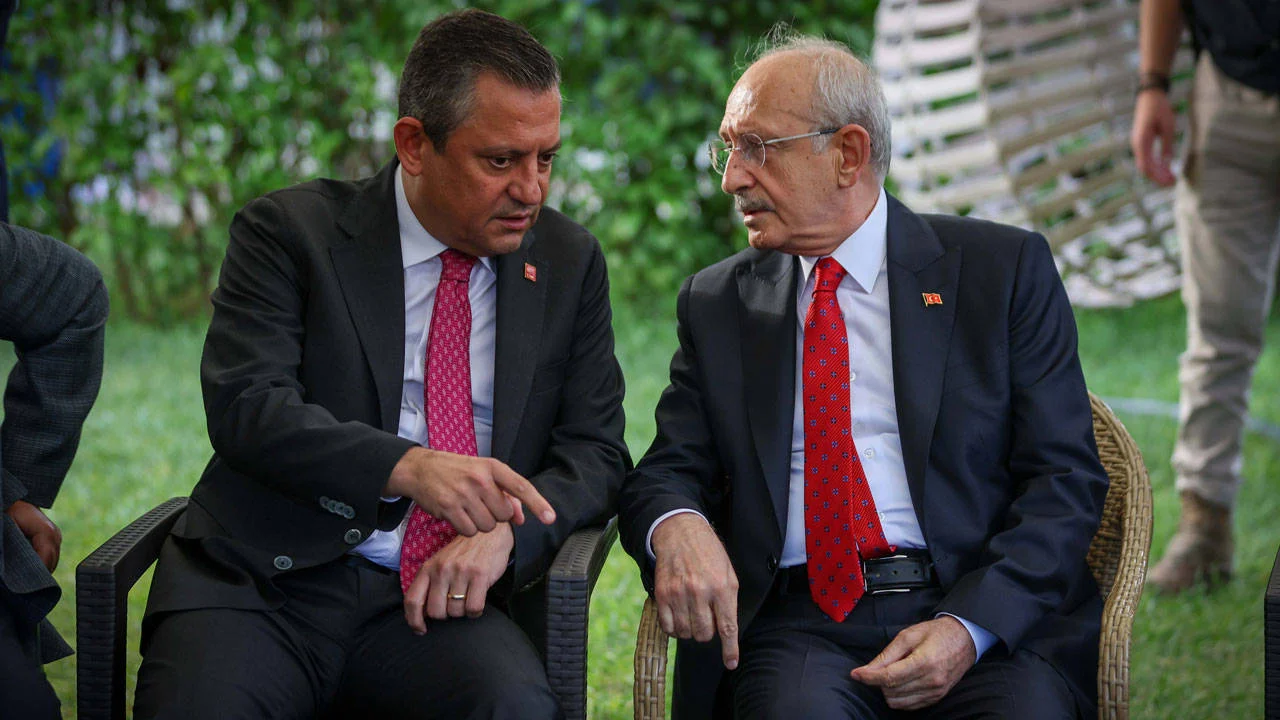 CHP Genel Başkanı Özgür Özel, eski Genel Başkan Kemal Kılıçdaroğlu’nun