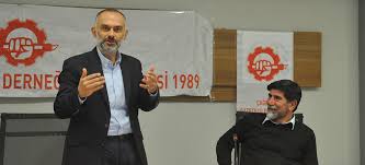 MURAT SEVİNÇ İzmir’deki grev, son günlerin gündemi. Sosyal haklar konusunda