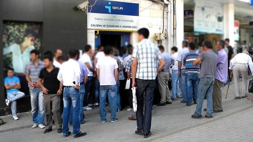 İŞKUR’a Ocak – Nisan döneminde 582 bin vatandaş, işsizlik ödeneği