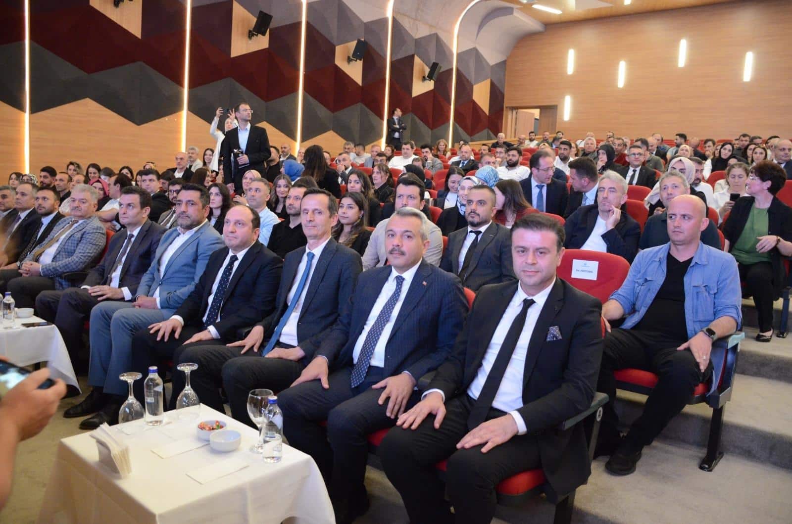 Rize İl Millî Eğitim Müdürlüğü tarafından düzenlenen “Birleştiren ve Bizleştiren
