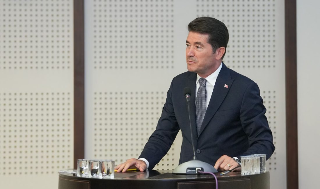 Ortahisar Belediye Başkanı Ahmet Kaya, yaz aylarında yaşanan trafik sorununa