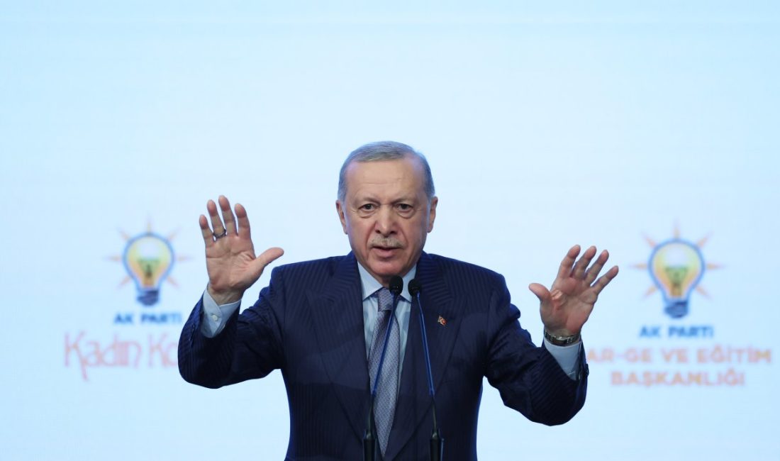 Erdoğan, CHP’li belediyelere yönelik rüşvet ve haraç iddialarını yineleyerek, “İstanbul’dan