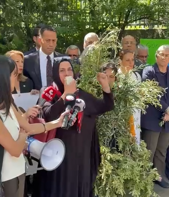 Haber: Gençağa Karafazlı Karıncalar Karadeniz’den Aslı Kahraman Eren, Topraklarımızı Vermiyoruz