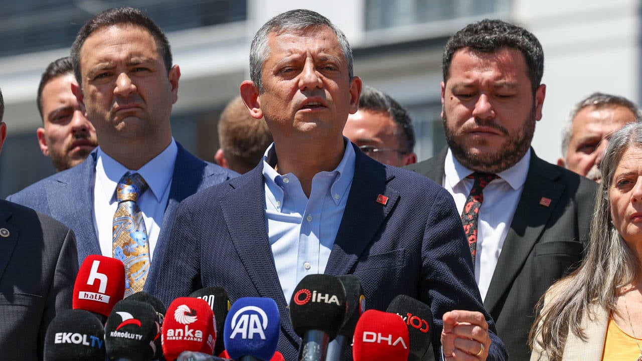 CHP Genel Başkanı Özgür Özel, hakkında başlatılan soruşturmaya ilişkin, “Soruşturmayı