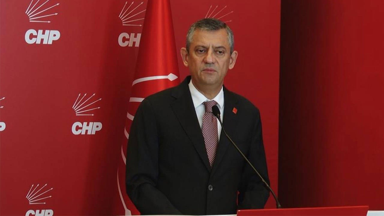 Zafer Partisi Genel Başkanı Ümit Özdağ, CHP Genel Başkanı Özgür