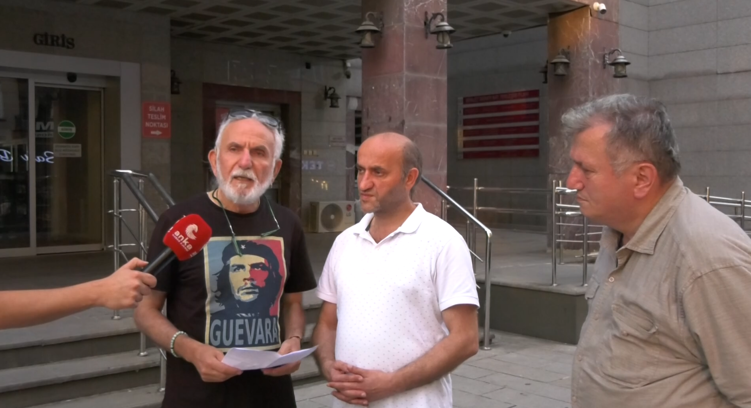 Rize İl Milli Eğitim Müdürü Halil İbrahim Akmeşe’nin makam odasını