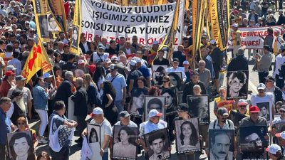 Madımak Katliamı’nın 32. yıl dönümünde yurttaşlar Sivas’ta buluştu. Katledilen 33