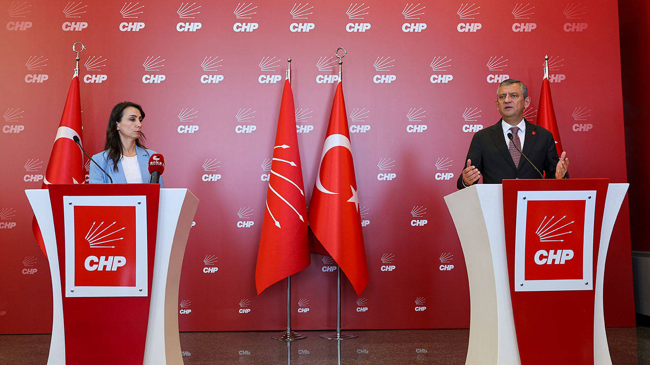 DEM Parti Eş Genel Başkanı Tülay Hatimoğulları CHP Genel Başkanı
