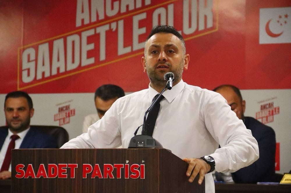 Rize’de yaş çay üreticileri, özel sektörün taban fiyatın çok altında