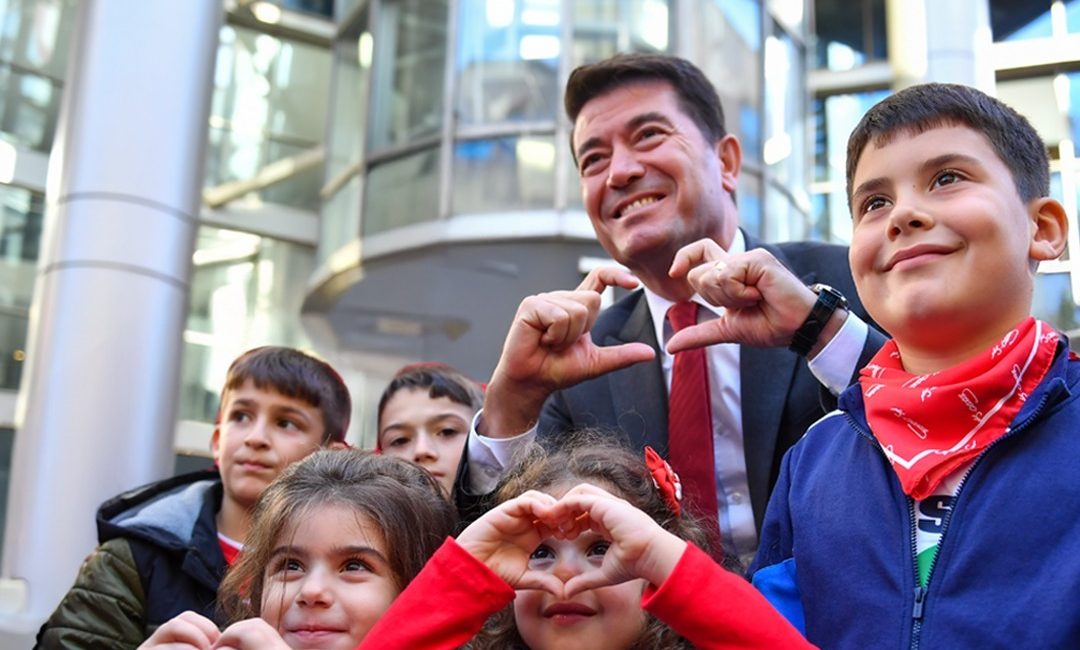 Ortahisar Belediye Başkanı Ahmet Kaya’nın, eğitimde fırsat eşitliğinin sağlanmasına yönelik