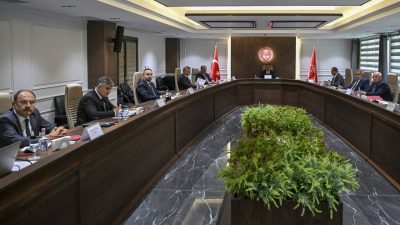 Kamu Hakem Kurulu, kamu çalışanları ve kamu emeklilerinin zam oranlarını