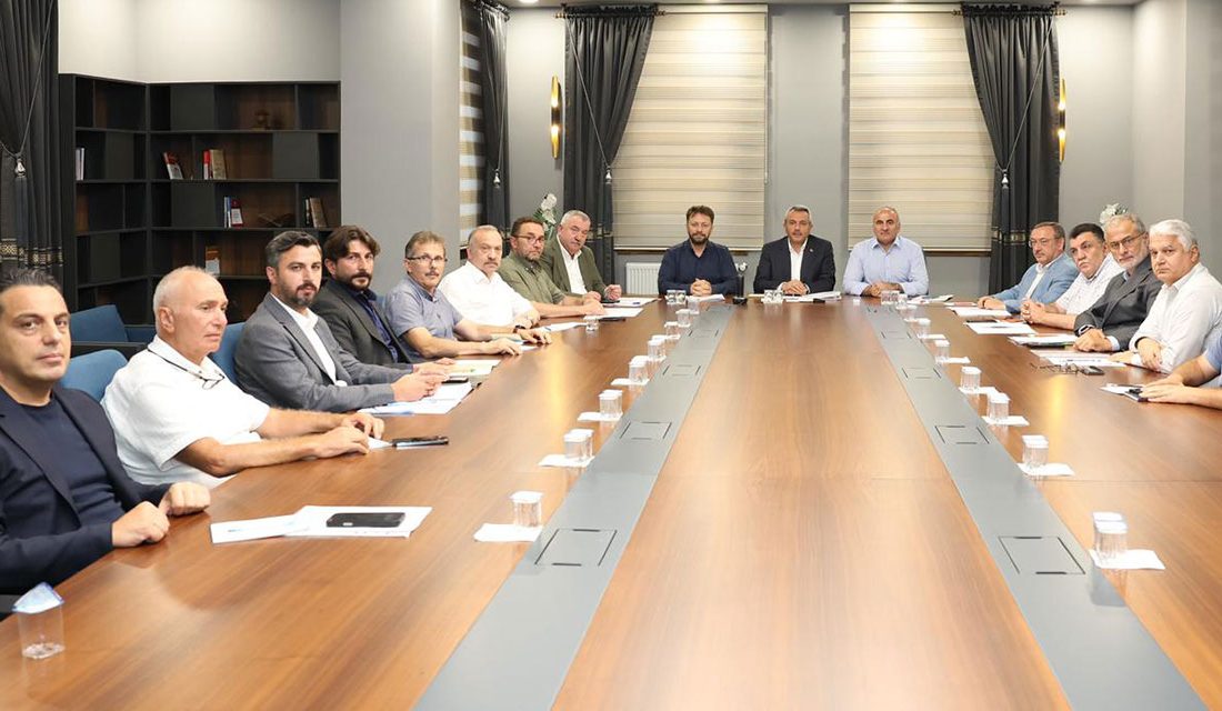 Yıllardır Çay Üreticisini Sömüren Özel Sektör Firmalarıyla Dikkat Çeken toplantı..!
