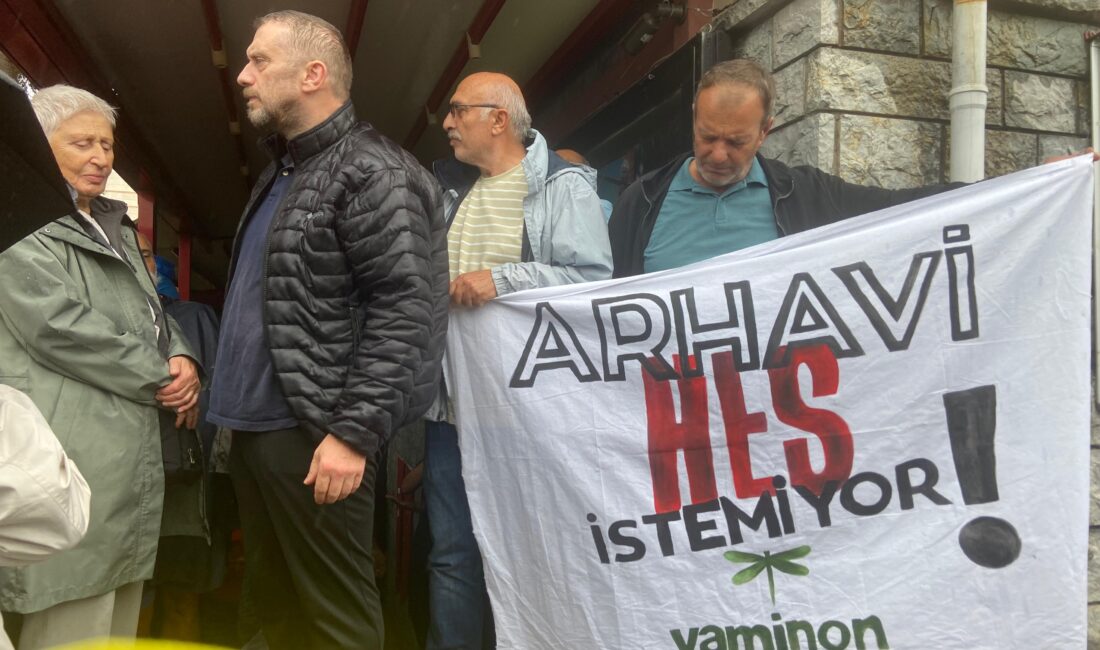 Arhavi halkı Reis Enerji’nin ÇED toplantısını “HES’ci şirket Arhavi’yi terk