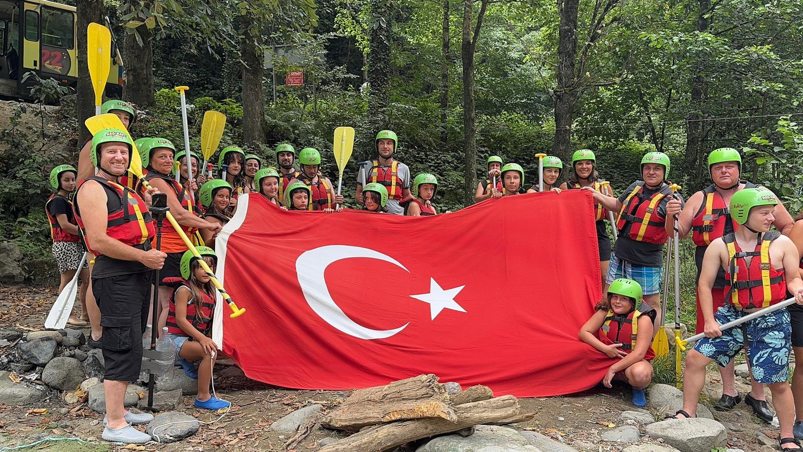 Fırtına Vadisi’nde “rafting uğruna” dere yatağı değişti iddiası: “Kırmızı benekli