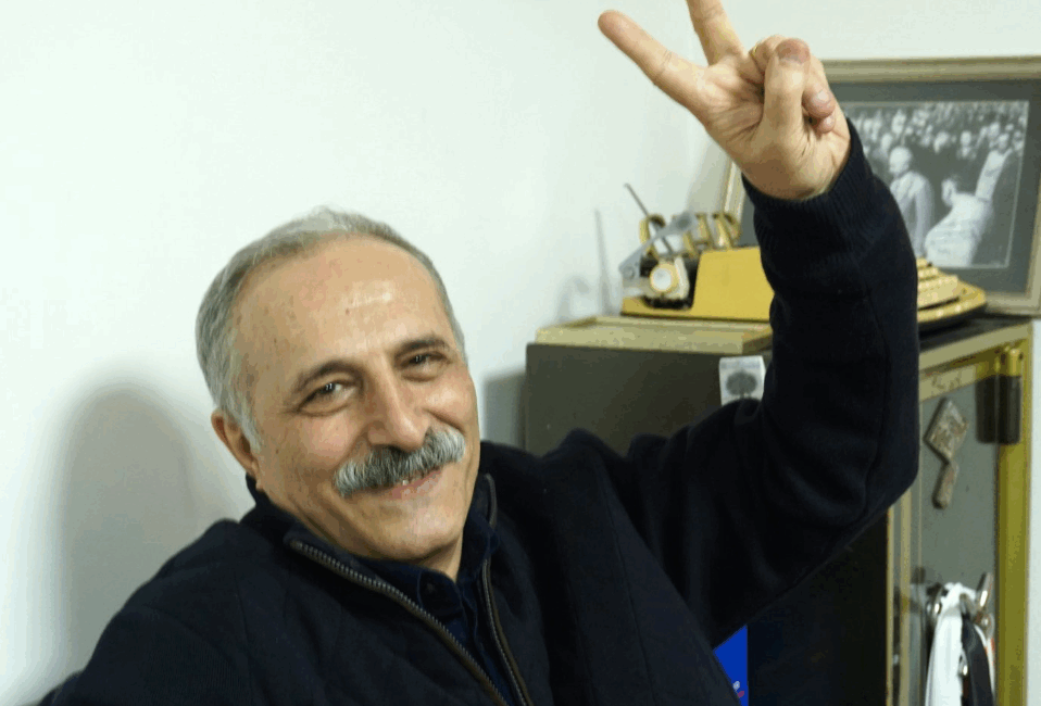 HABER :Gençağa Karafazlı Şiirlerinde toplumsal dertlerin yanında, baskı altındaki insanların