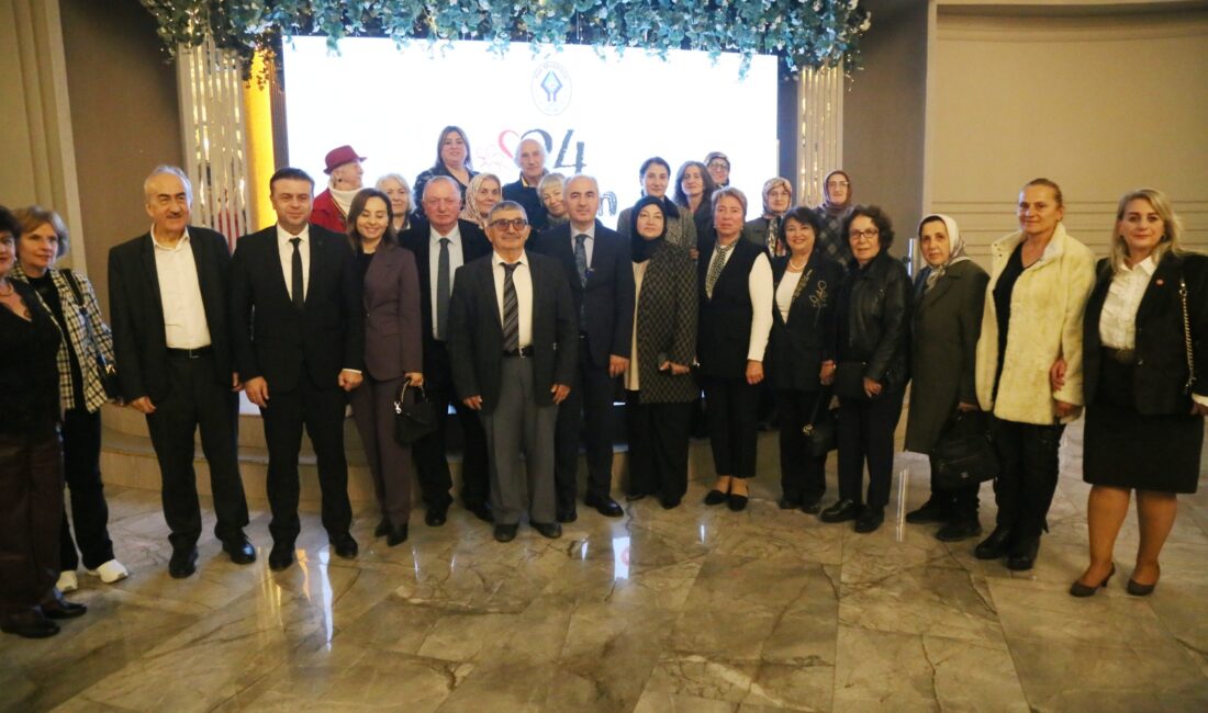 Rize Belediyesi koordinesinde, 24 Kasım Öğretmenler Günü dolayısıyla Rize’de görev